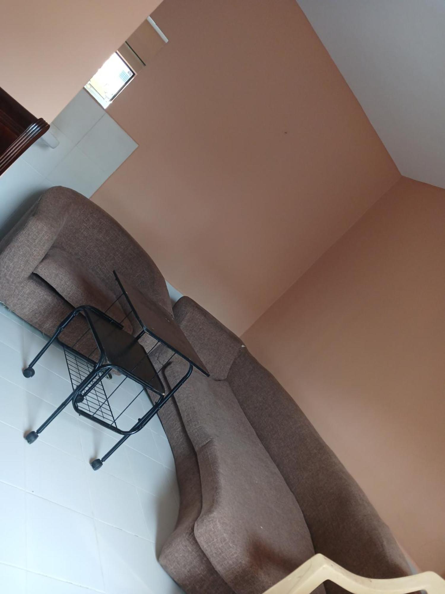 Bedsitter To Let Hotel Кисуму Екстериор снимка